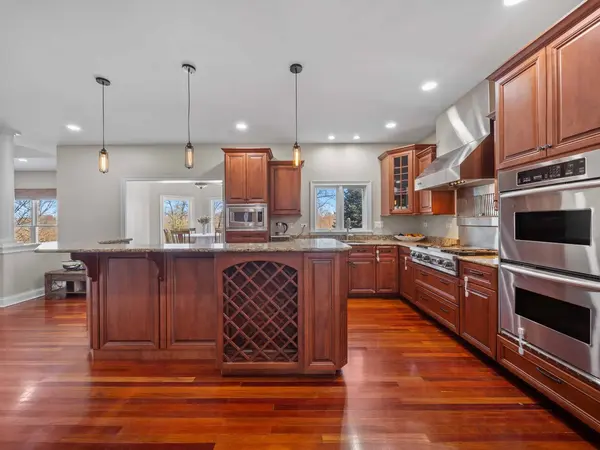 13203 Skyline Drive, Plainfield, IL 60585