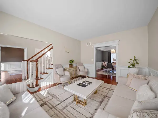 13203 Skyline Drive, Plainfield, IL 60585