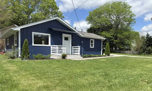 125 S College Street, Batavia, IL 60510