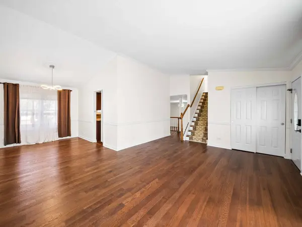 97 E HARBOR DR, Lake Zurich, IL 60047