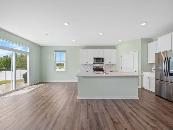 759 Kentshire CIR, Elgin, IL 60124