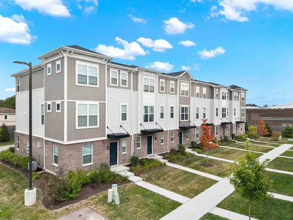 1125 Dock ST, Des Plaines, IL 60018