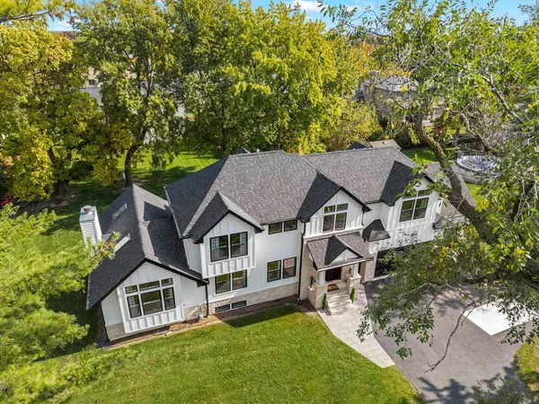 1431 Marion ST, Schaumburg, IL 60193