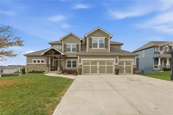 9416 NE 97th ST, Kansas City, MO 64157