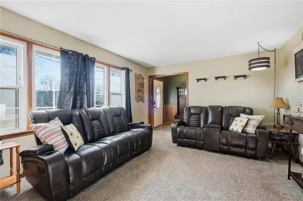 7710 Speaker RD, Kansas City, KS 66111