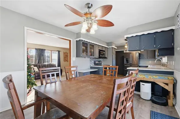 7710 Speaker RD, Kansas City, KS 66111