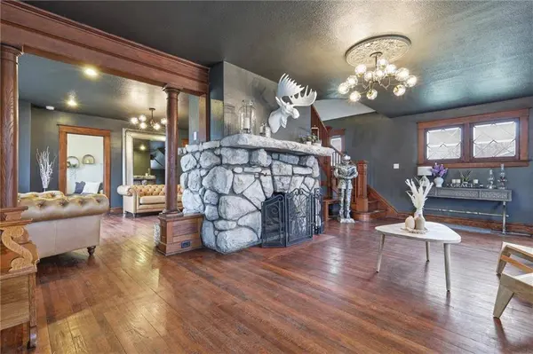 9875 E Winner RD, Independence, MO 64052