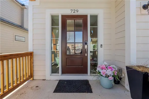 729 Corbin TER, Kansas City, MO 64111
