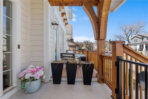 729 Corbin TER, Kansas City, MO 64111