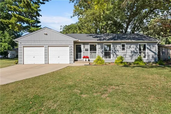 9406 Gillette ST, Lenexa, KS 66215