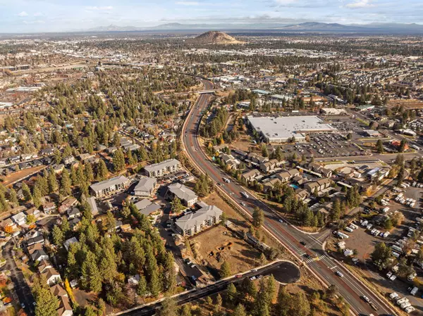 20192 Reed LN, Bend, OR 97702