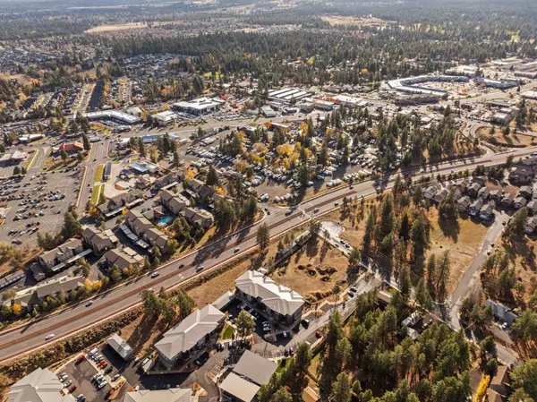 20192 Reed LN, Bend, OR 97702