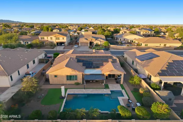 18173 W MACKENZIE Drive, Goodyear, AZ 85395