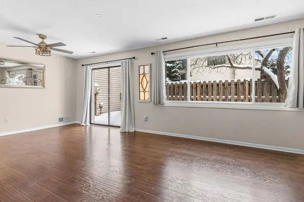 5527 E Bavarian PASS, Minneapolis, MN 55432