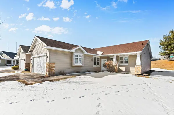 6555 Riverwood LN, Brooklyn Center, MN 55430