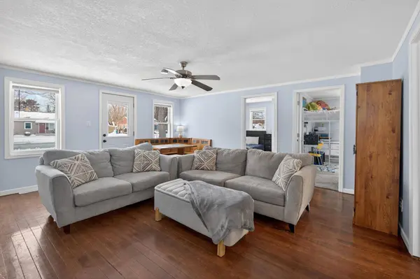 1891 4th ST, White Bear Lake, MN 55110