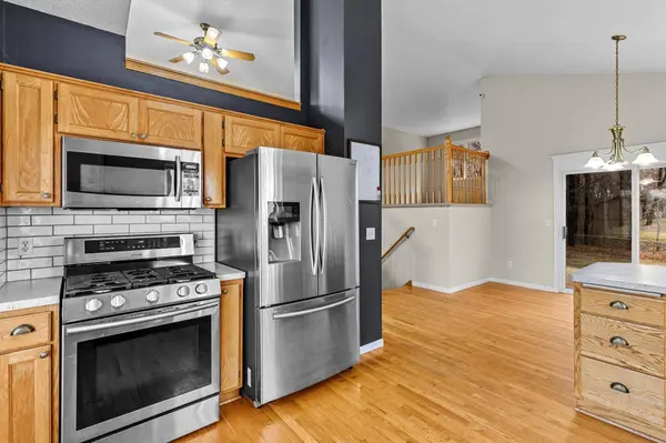 25707 Goldfinch AVE, Wyoming, MN 55092