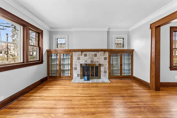 3301 44th AVE S, Minneapolis, MN 55406