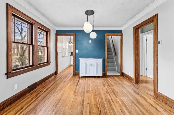 3301 44th AVE S, Minneapolis, MN 55406