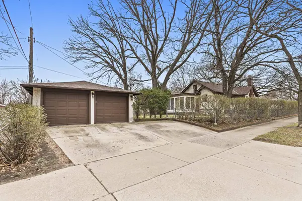 3301 44th AVE S, Minneapolis, MN 55406