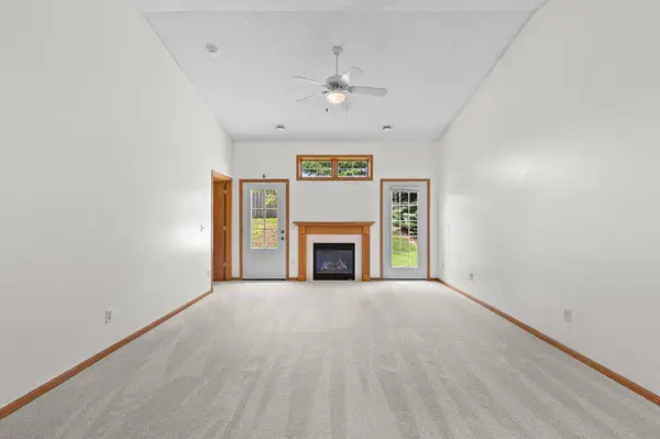 6543 Riverwood LN, Brooklyn Center, MN 55430