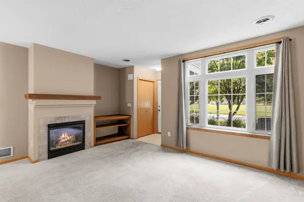 479 Aqua CIR, Lino Lakes, MN 55014