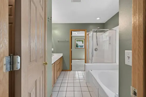 3482 Savannah AVE, White Bear Lake, MN 55110