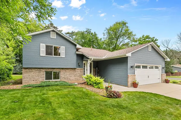 4911 106th AVE NE, Circle Pines, MN 55014