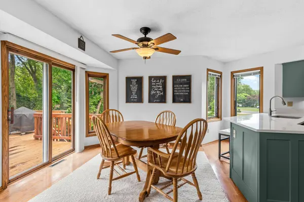 4911 106th AVE NE, Circle Pines, MN 55014