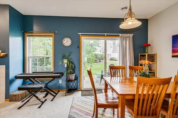 906 Village Pkwy, Circle Pines, MN 55014