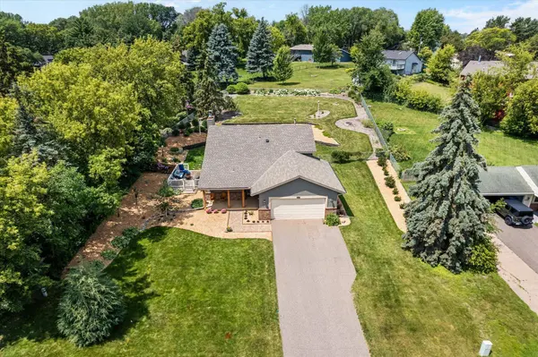 4369 Bambi LN, White Bear Lake, MN 55110
