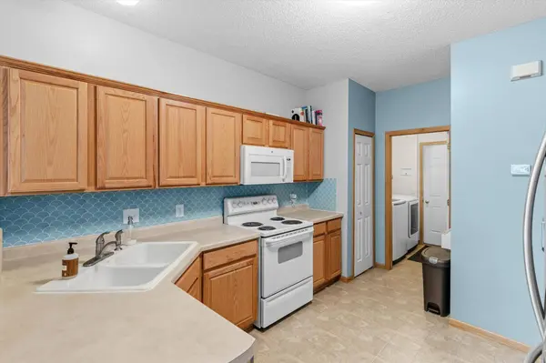 906 Village Pkwy, Circle Pines, MN 55014