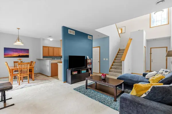 906 Village Pkwy, Circle Pines, MN 55014