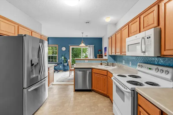 906 Village Pkwy, Circle Pines, MN 55014
