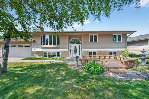 2352 Sioux CT