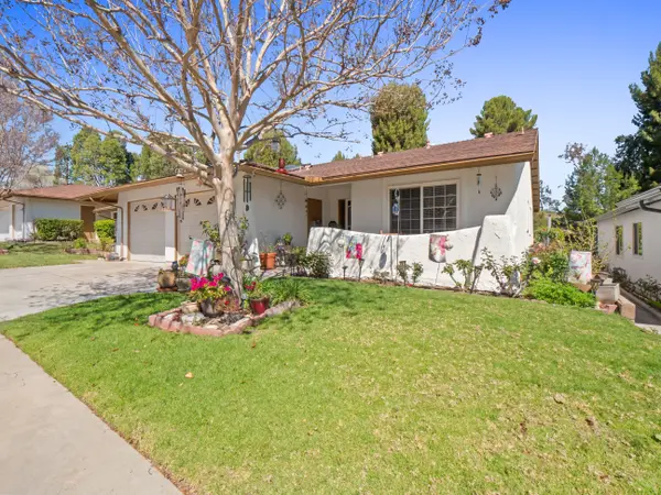 19401 Oak Crossing Rd, Newhall, CA 91321-1432
