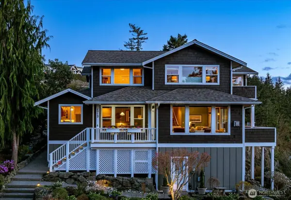 3913 W 12th ST, Anacortes, WA 98221