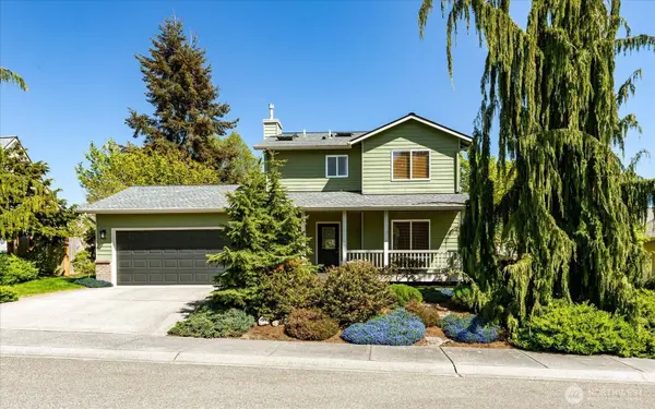 726 SW Puffin ST, Oak Harbor, WA 98277