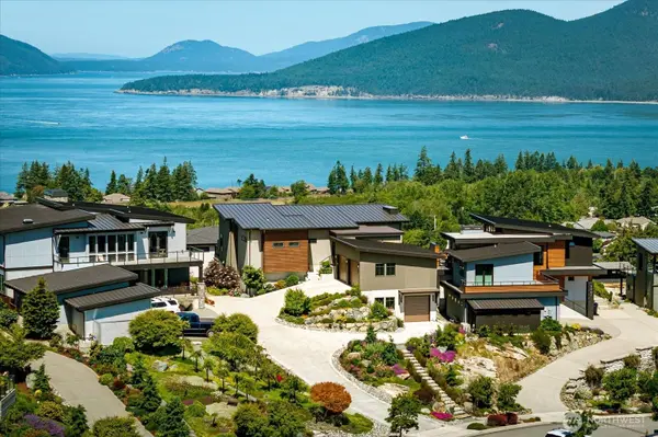 3945 Rock Ridge Pkwy, Anacortes, WA 98221
