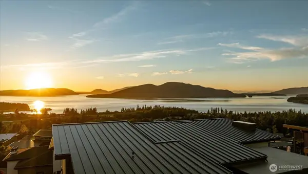 3945 Rock Ridge Pkwy, Anacortes, WA 98221