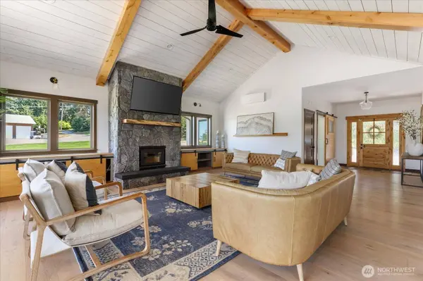 3807 Taylor RD, Oak Harbor, WA 98277