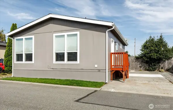 225 NE Ernst ST #114, Oak Harbor, WA 98277