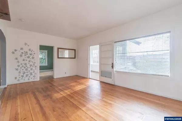 803 Main St, Philomath, OR 97370