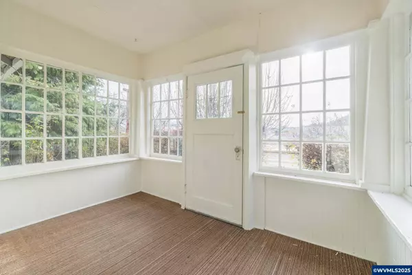 803 Main St, Philomath, OR 97370