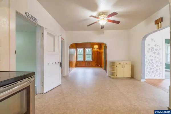 803 Main St, Philomath, OR 97370