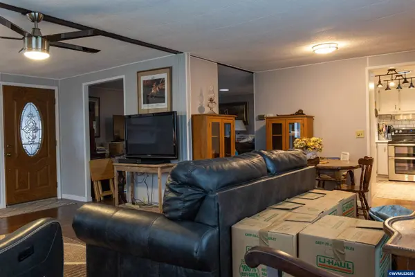 5050 Columbus St SE SE, Albany, OR 97322