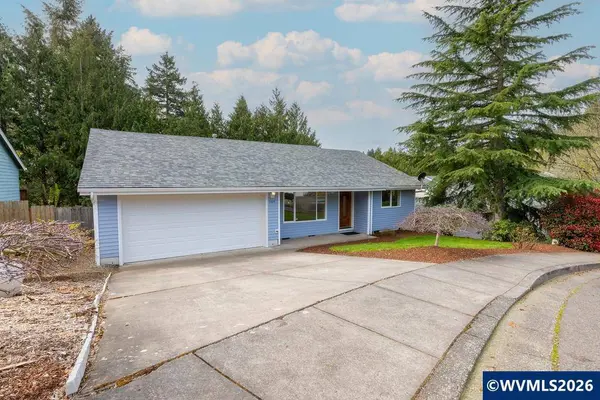 384 Lower LaVista Dr, Salem, OR 97304