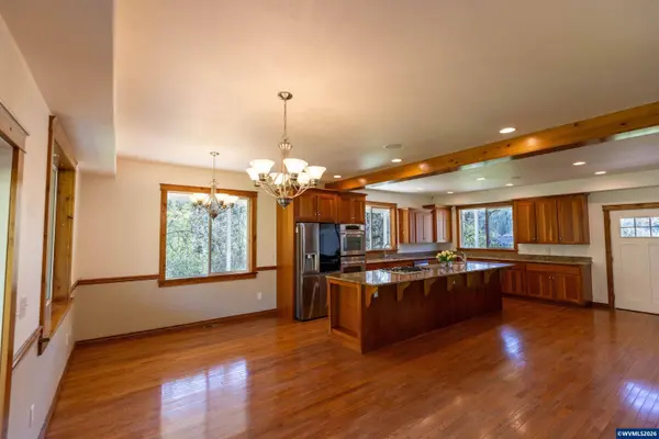 33678 Mary's River Estates Rd, Philomath, OR 97370
