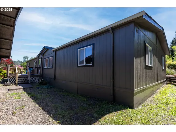 1225 NE CANYON DR, Toledo, OR 97391