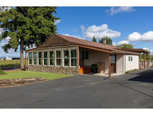 1590 W 2ND ST, Halsey, OR 97348